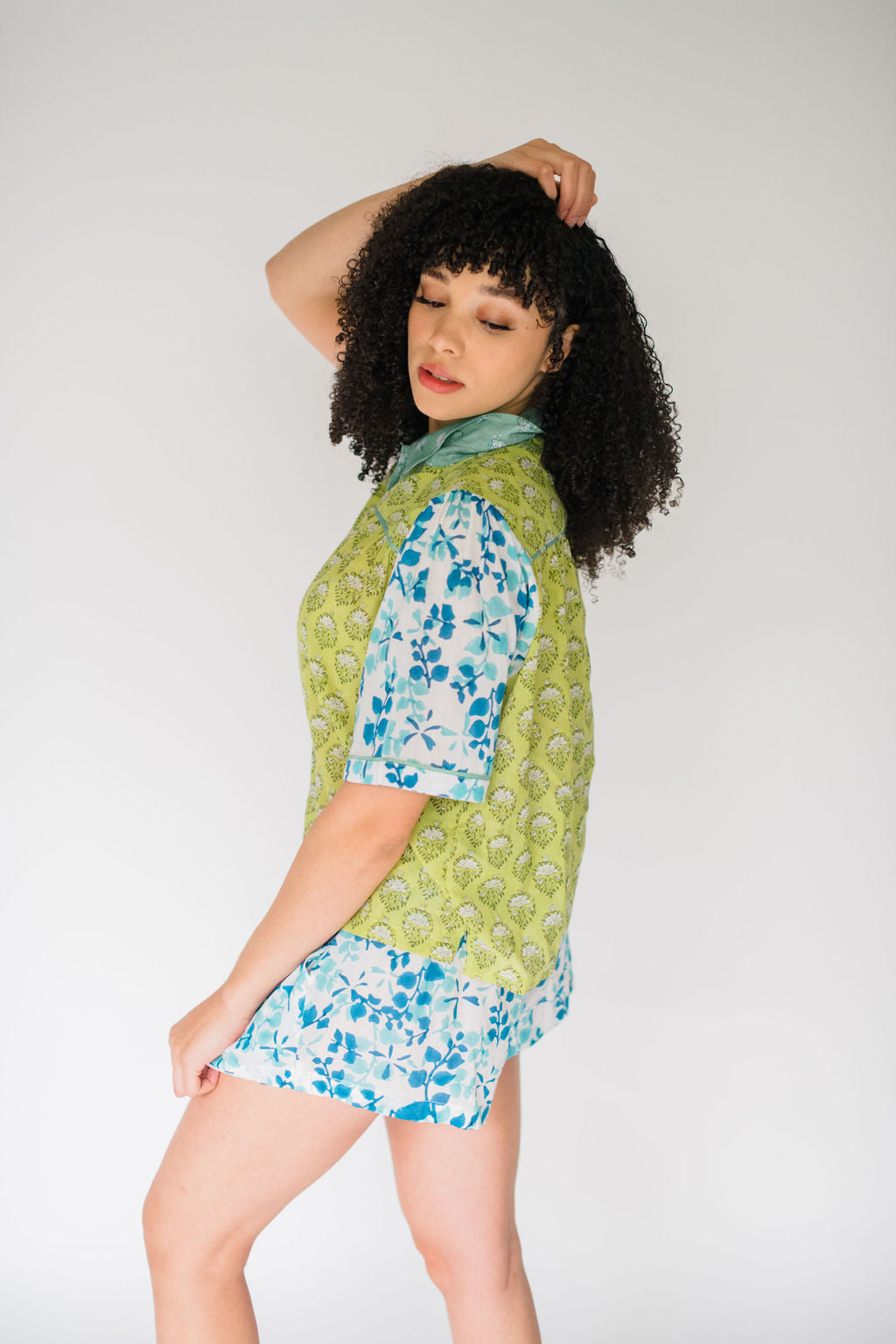 The Dorothy Top by Sundara – a lightweight cotton blouse with artisanal block prints, featuring puff sleeves and a relaxed, feminine fit